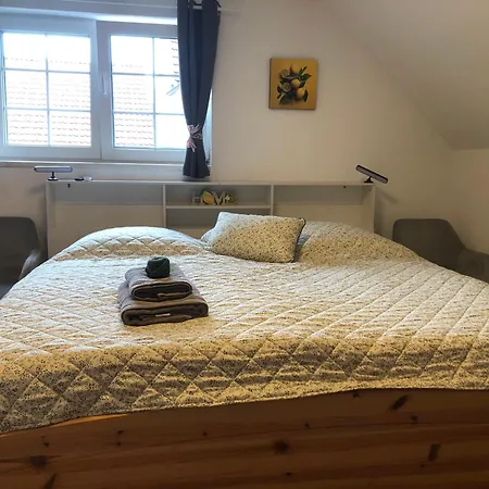 Good Habits Apartment Kleinengstingen